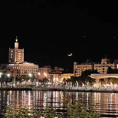 Feminine Malaga
